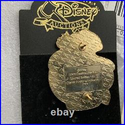 Disney Auctions Little Mermaid Ariel Shell Necklace LE 1000 Pin