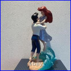 Disney Showcase Collection Little Mermaid Ariel & Eric 6013289
