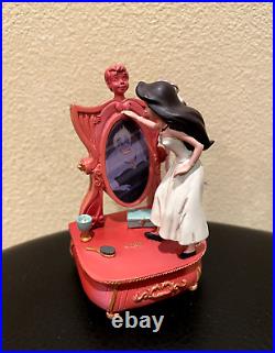 Disney Store Sketchbook Ornament Christmas 2016 Vanessa Ursula Little Mermaid