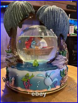 Disney The Little Mermaid Kiss the Girl Vintage Snow Globe VERY RARE WORKS