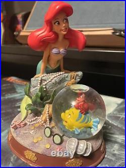 Disney the little mermaid ariel snowglobe