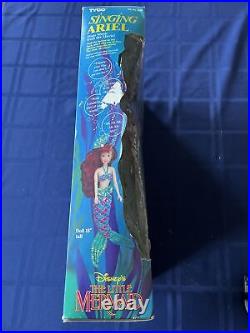 RARE 1991 Tyco Little Mermaid Singing Ariel with Color Change Magic Doll-WORKS