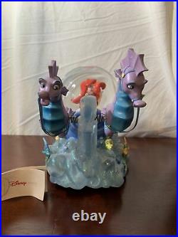 Vintage Disney The Little Mermaid Ariel with Seahorses Musical Snow Globe