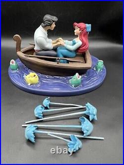 Vintage WDCC Little Mermaid Ariel & Eric Kiss the Girl Walt Disney Figurine