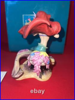WDCC Disney Ariel Figurine The Little Mermaid'Seahorse Surprise' in Box withCOA